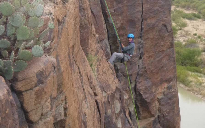 climbing course in texas for at risk youth
